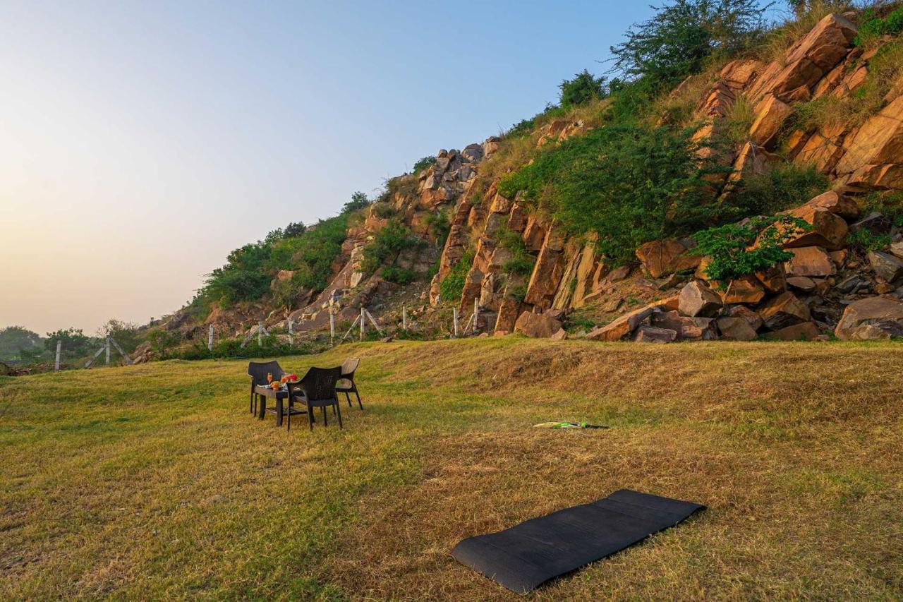 Bliss In The Woods By Veo - Part Of Stayvista Dhauj Ngoại thất bức ảnh